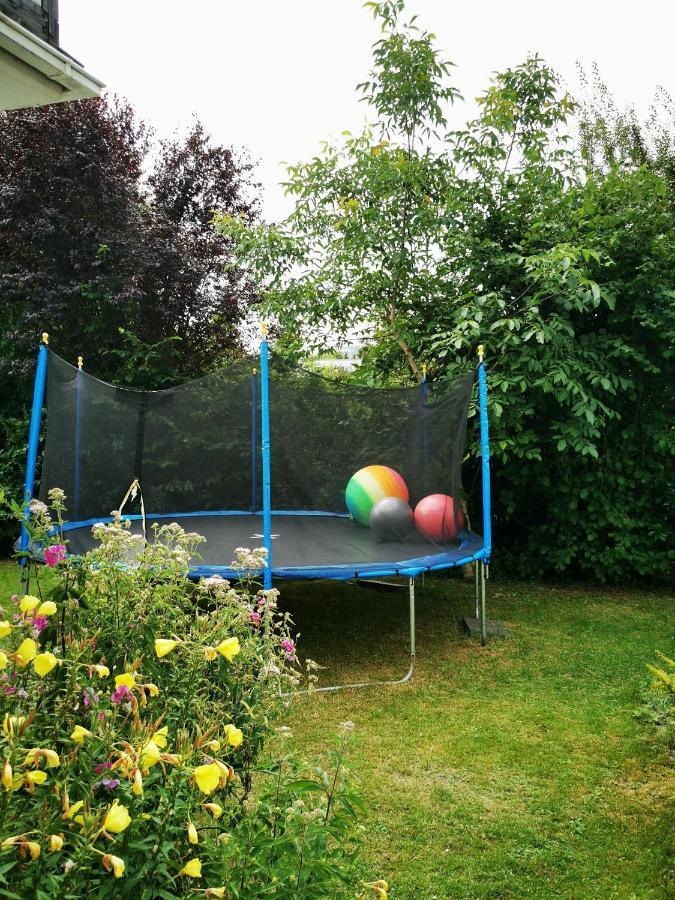 Charmantes Ferienhaus Casa Ella Mit Balkon Siegen Kültér fotó